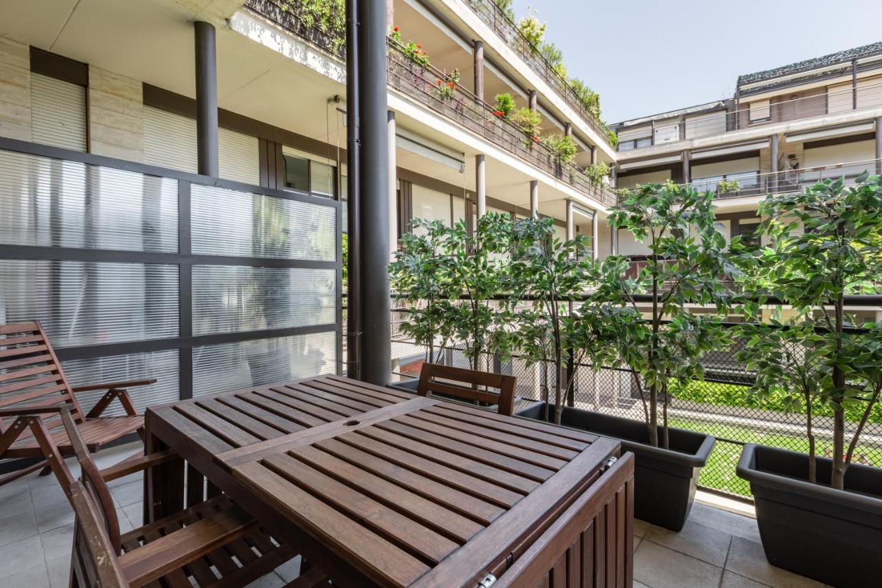 Apartmán Elegant Loft With Balcony! Milán Exteriér fotografie